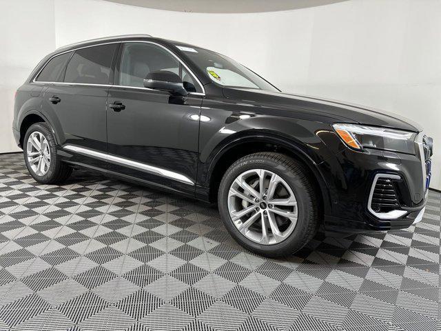 new 2025 Audi Q7 car, priced at $71,482