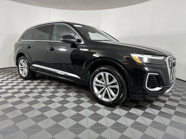 used 2025 Audi Q7 car, priced at $51,786