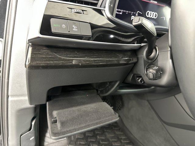 used 2025 Audi Q7 car, priced at $57,998