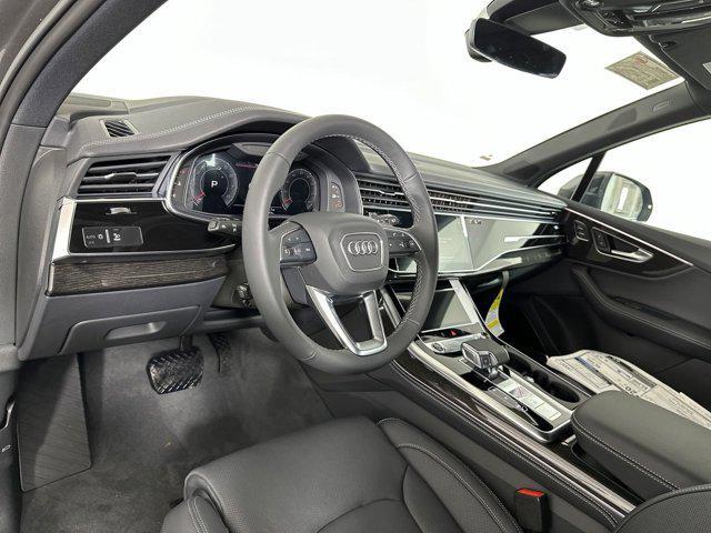 new 2025 Audi Q7 car, priced at $79,981