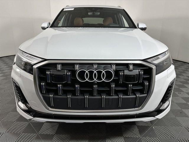 new 2025 Audi Q7 car, priced at $81,691