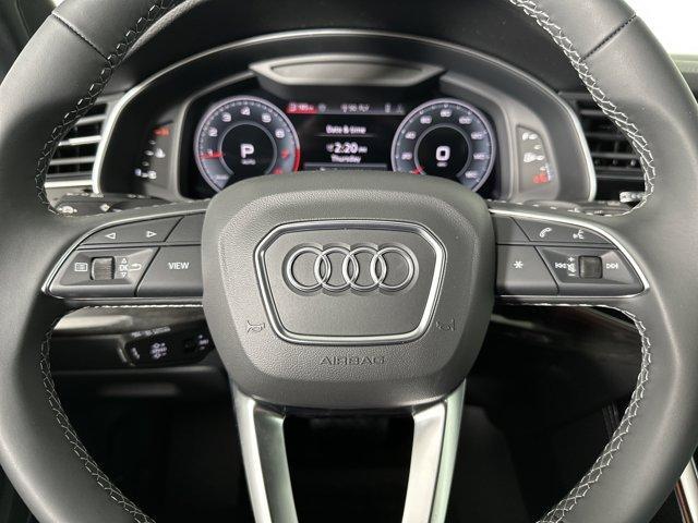 new 2025 Audi Q7 car, priced at $63,381