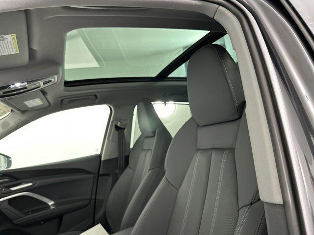 new 2025 Audi Q5 car, priced at $58,971