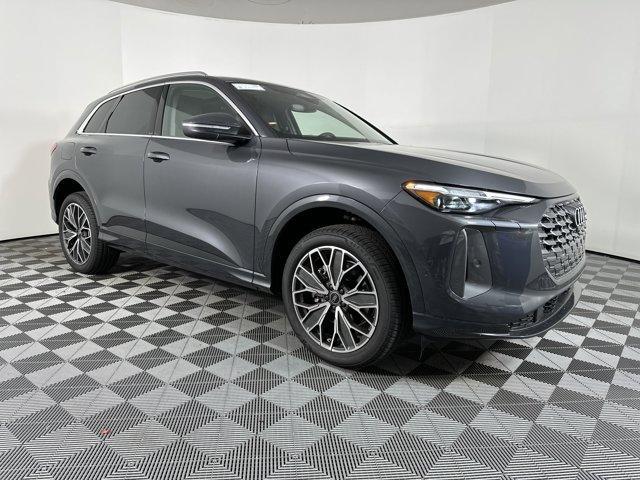 new 2025 Audi Q5 car, priced at $58,971