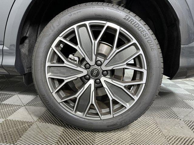 new 2025 Audi Q5 car, priced at $58,971