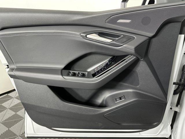 new 2025 Audi Q6 e-tron car, priced at $70,741