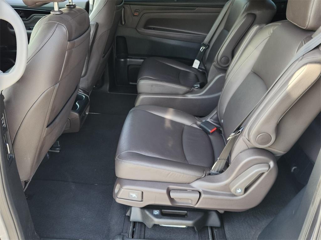 used 2023 Honda Odyssey car, priced at $36,107