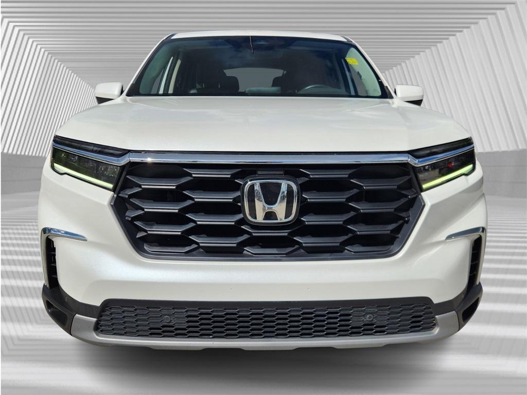 used 2023 Honda Pilot car, priced at $33,458