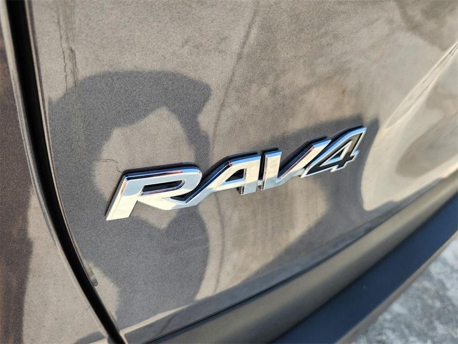 used 2020 Toyota RAV4 car, priced at $22,991
