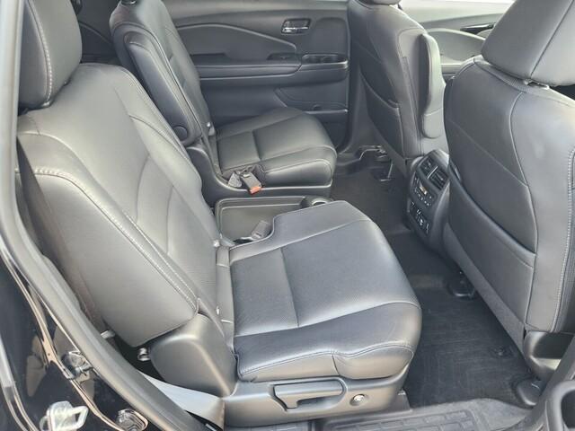 used 2022 Honda Pilot car, priced at $37,823