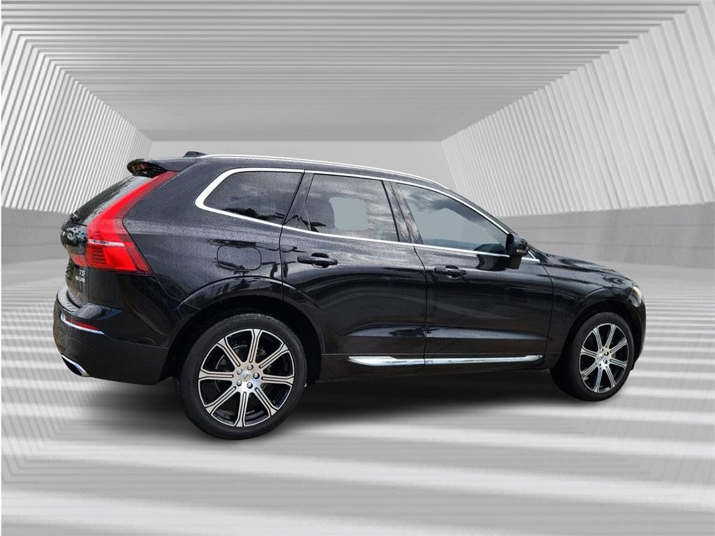 used 2021 Volvo XC60 car, priced at $27,526