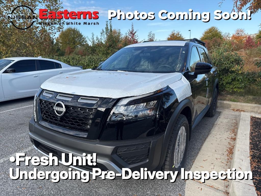 new 2025 Nissan Pathfinder car, priced at $37,357