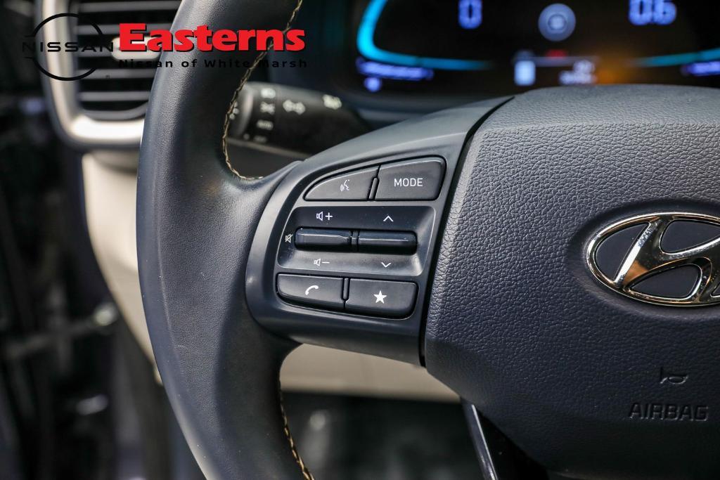 used 2023 Hyundai Venue car, priced at $18,490