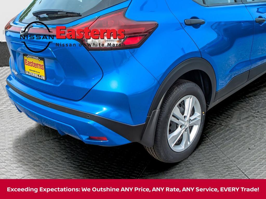 new 2025 Nissan Kicks Play car, priced at $21,657