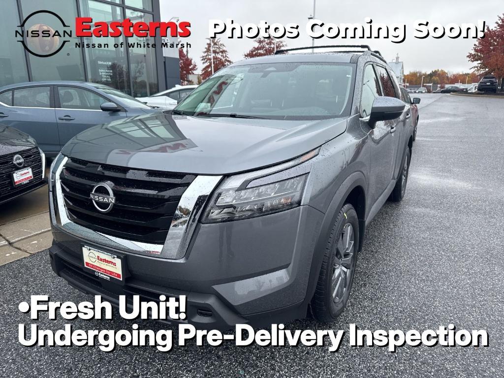 new 2025 Nissan Pathfinder car, priced at $36,561