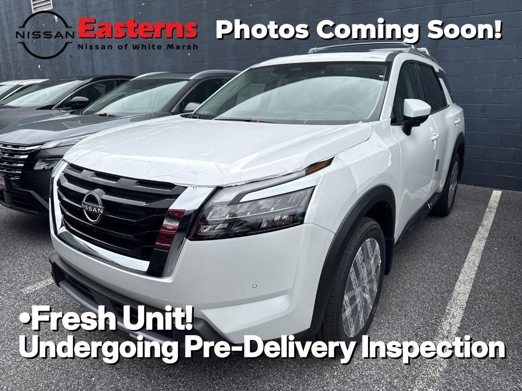 new 2025 Nissan Pathfinder car, priced at $49,831