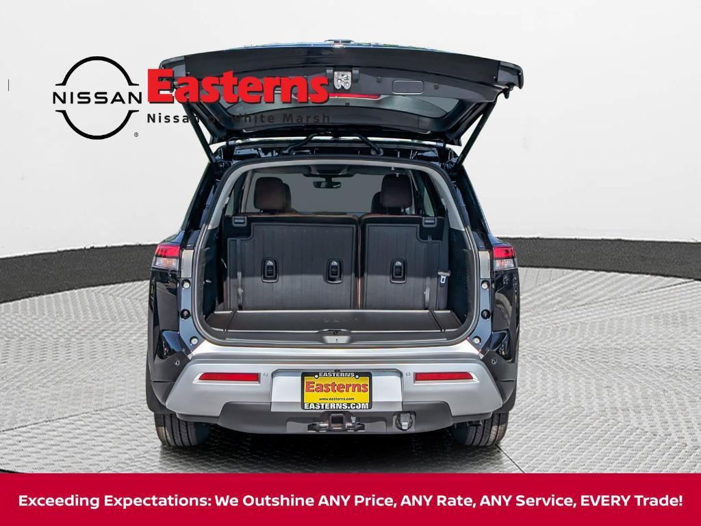 new 2025 Nissan Pathfinder car, priced at $46,885