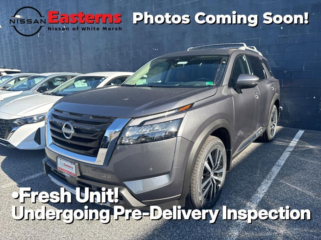 new 2025 Nissan Pathfinder car, priced at $44,807