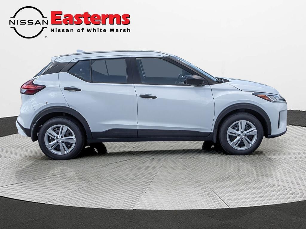 new 2025 Nissan Kicks Play car, priced at $21,825