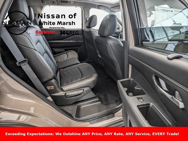 new 2024 Nissan Pathfinder car, priced at $48,816