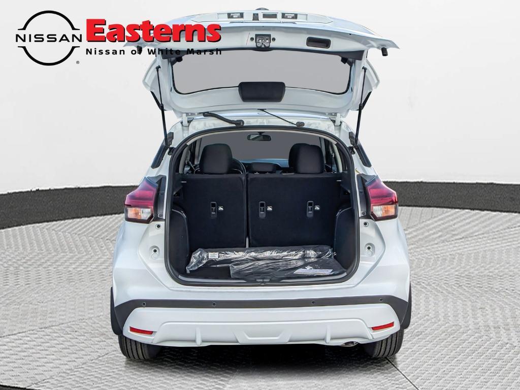 new 2025 Nissan Kicks Play car, priced at $21,814