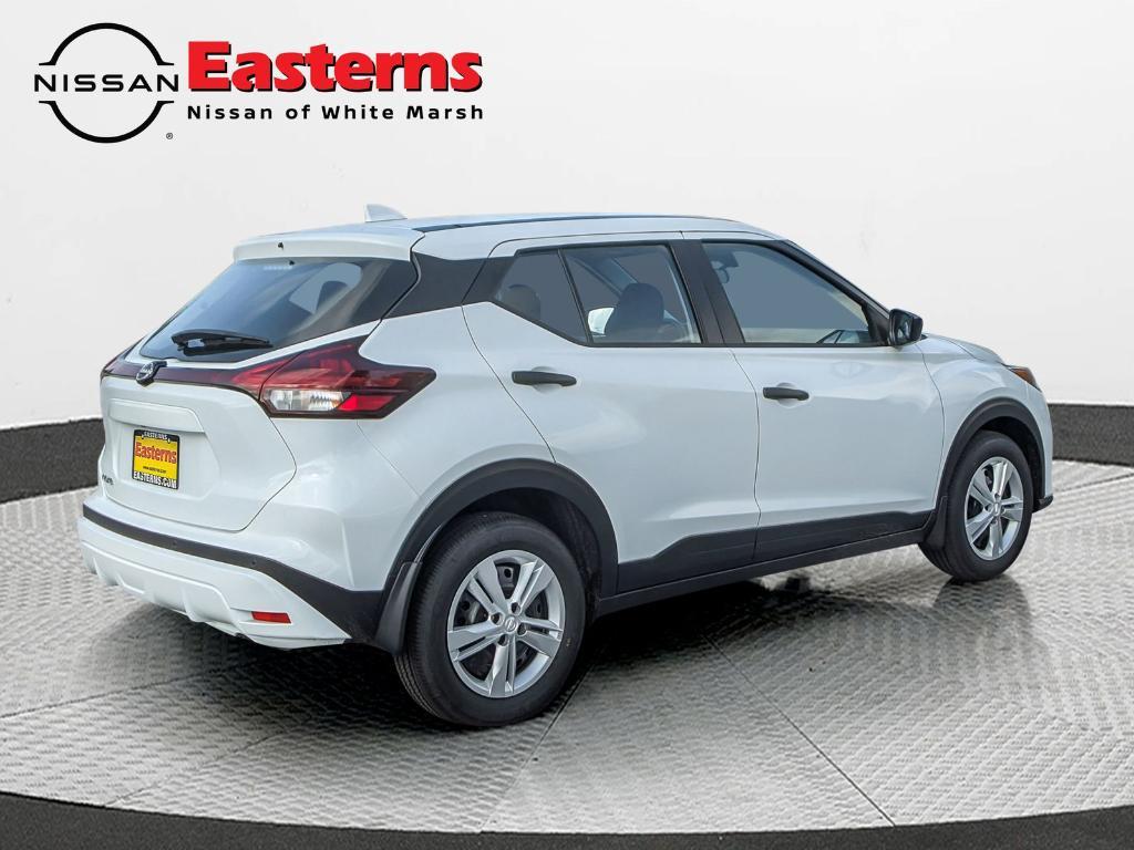 new 2025 Nissan Kicks Play car, priced at $21,814