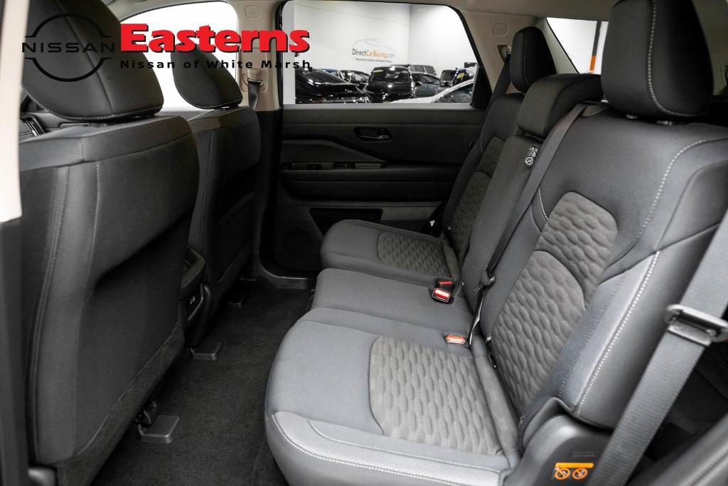 used 2025 Nissan Pathfinder car, priced at $33,990