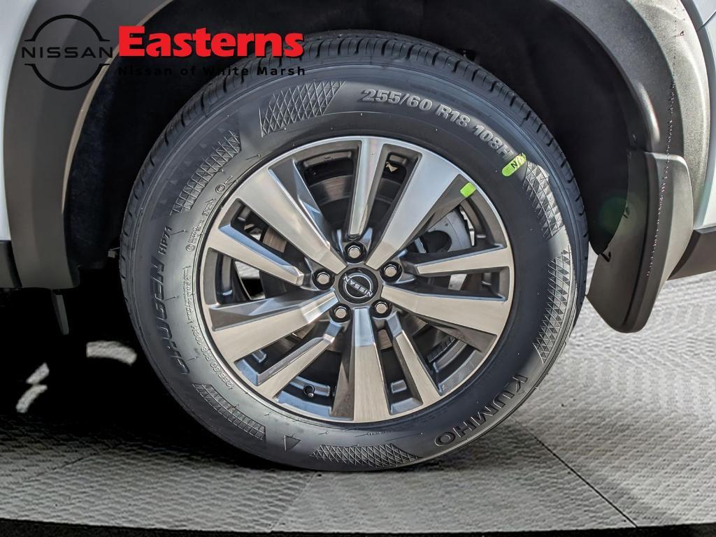 new 2025 Nissan Pathfinder car, priced at $38,127