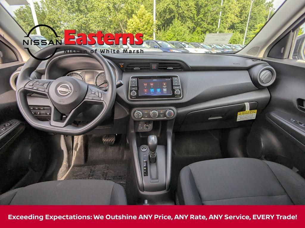 new 2025 Nissan Kicks Play car, priced at $21,304
