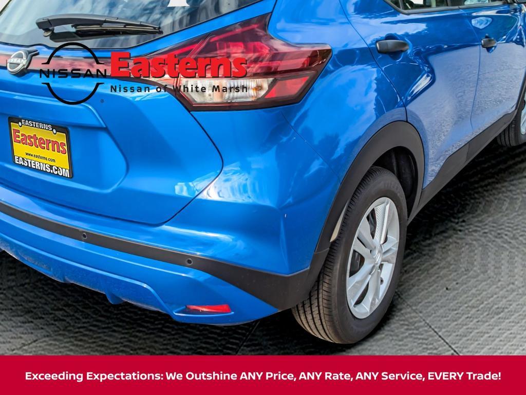 new 2025 Nissan Kicks Play car, priced at $21,304