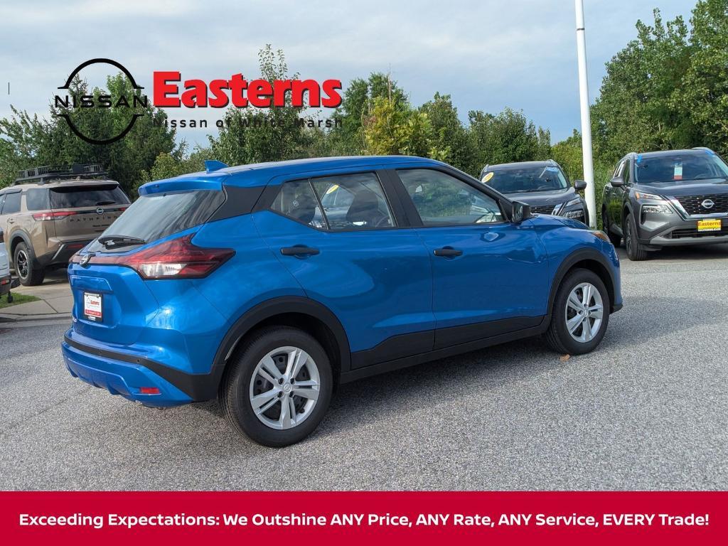 new 2025 Nissan Kicks Play car, priced at $21,304