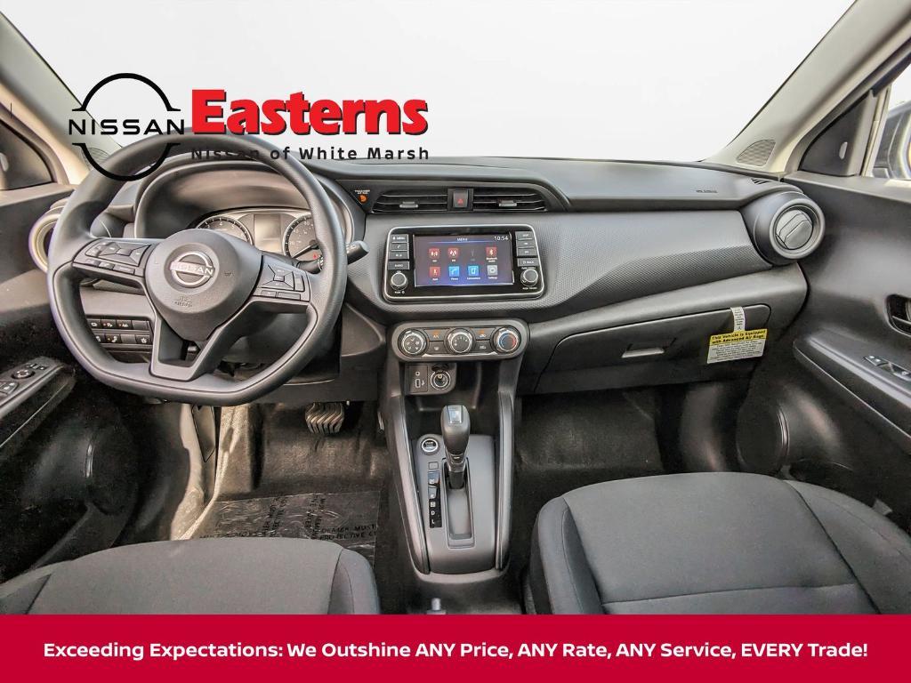 new 2025 Nissan Kicks Play car, priced at $21,304