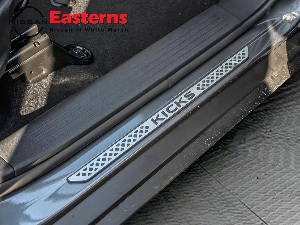 new 2025 Nissan Kicks Play car, priced at $21,304