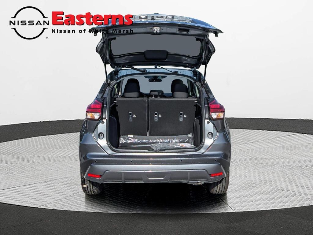 new 2025 Nissan Kicks Play car, priced at $21,304