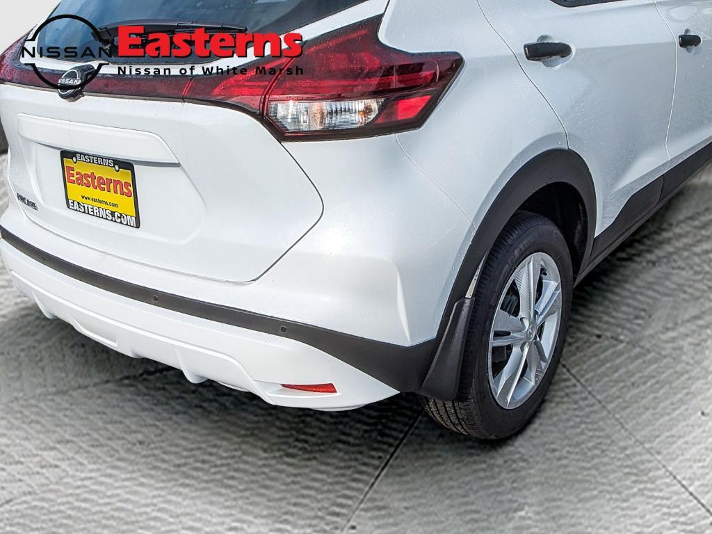 new 2025 Nissan Kicks Play car, priced at $21,814