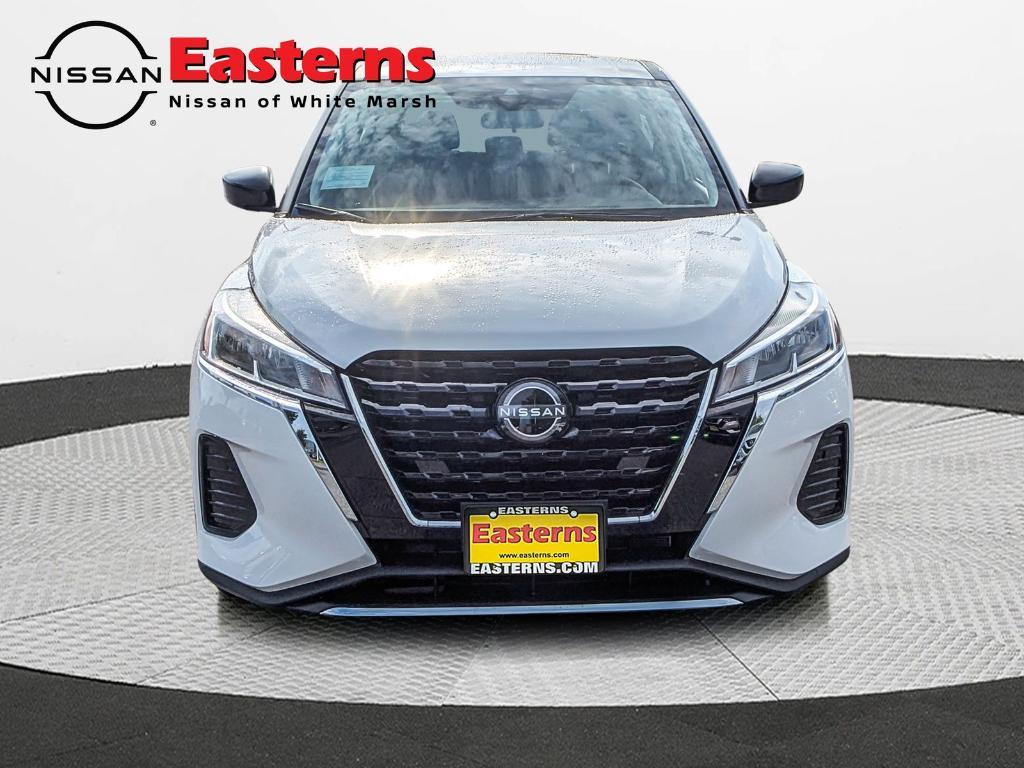 new 2025 Nissan Kicks Play car, priced at $21,814