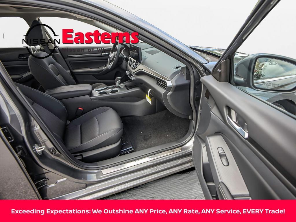 new 2025 Nissan Altima car, priced at $27,353