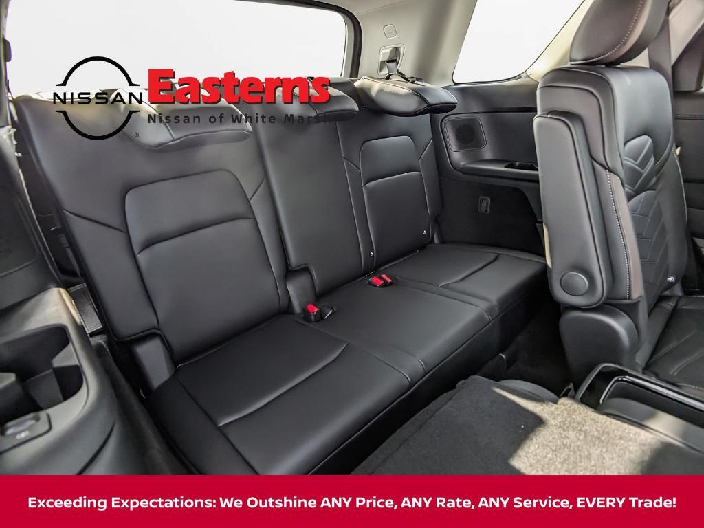 new 2025 Nissan Pathfinder car, priced at $45,967