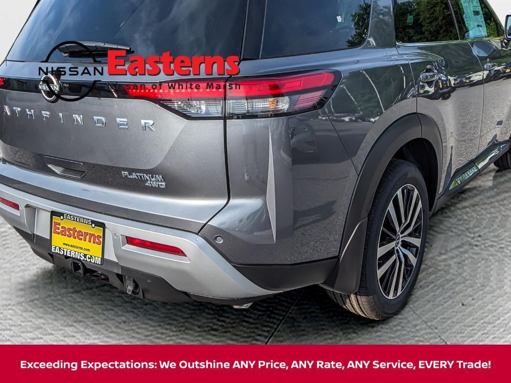 new 2025 Nissan Pathfinder car, priced at $45,967