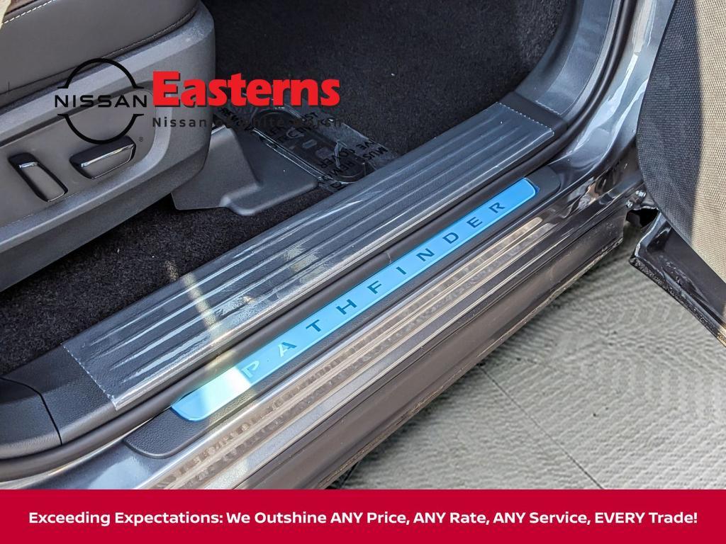 new 2025 Nissan Pathfinder car, priced at $45,967
