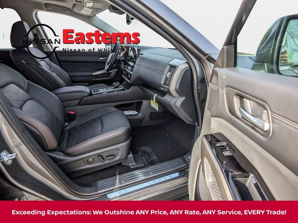 new 2025 Nissan Pathfinder car, priced at $45,967