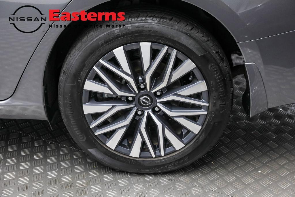 used 2024 Nissan Altima car