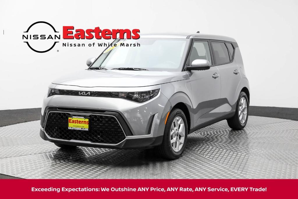 used 2024 Kia Soul car, priced at $18,490
