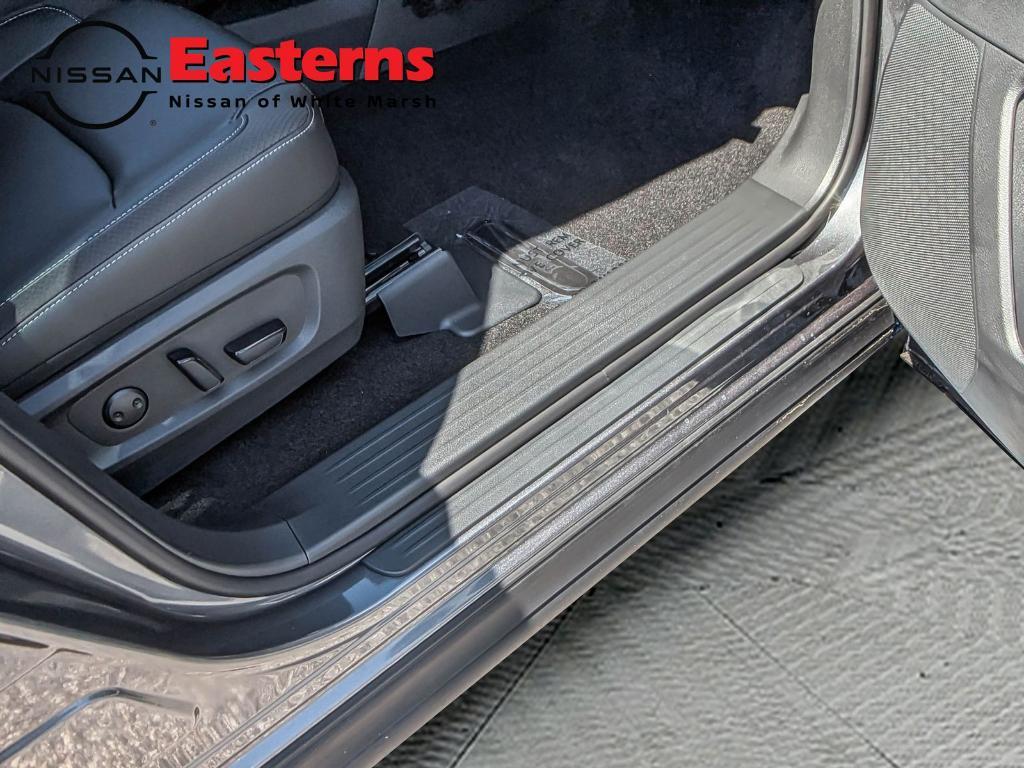 new 2025 Nissan Pathfinder car, priced at $37,830