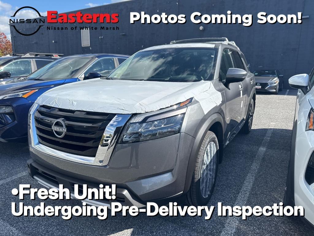 new 2025 Nissan Pathfinder car, priced at $44,221