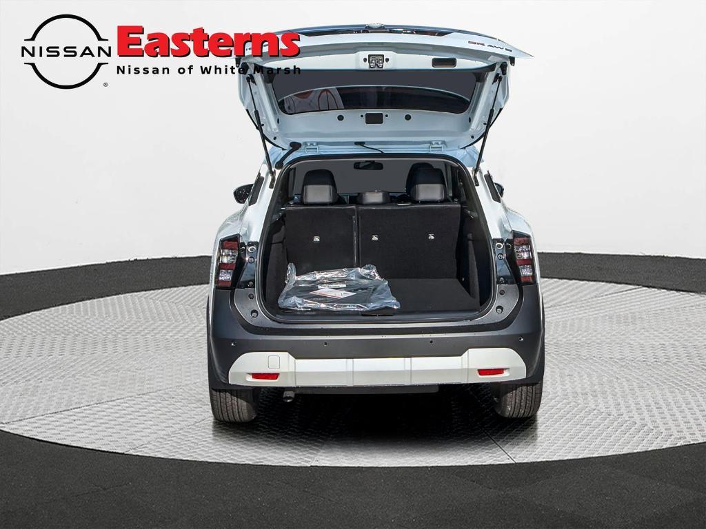 new 2025 Nissan Kicks car, priced at $28,628