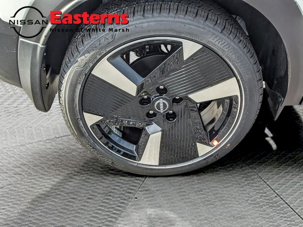 new 2025 Nissan Kicks car, priced at $28,628