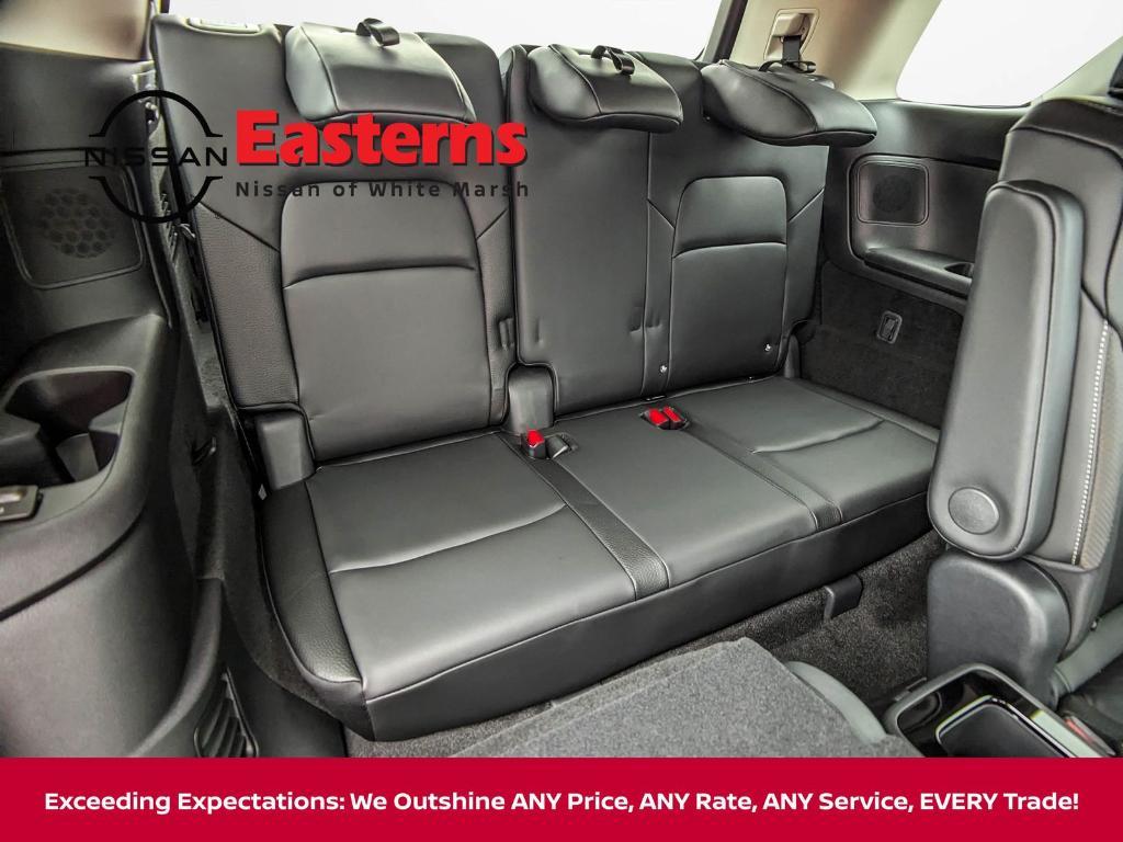 new 2025 Nissan Pathfinder car, priced at $42,723