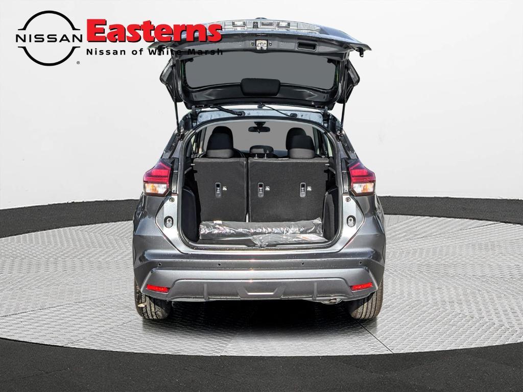 new 2025 Nissan Kicks Play car, priced at $21,304