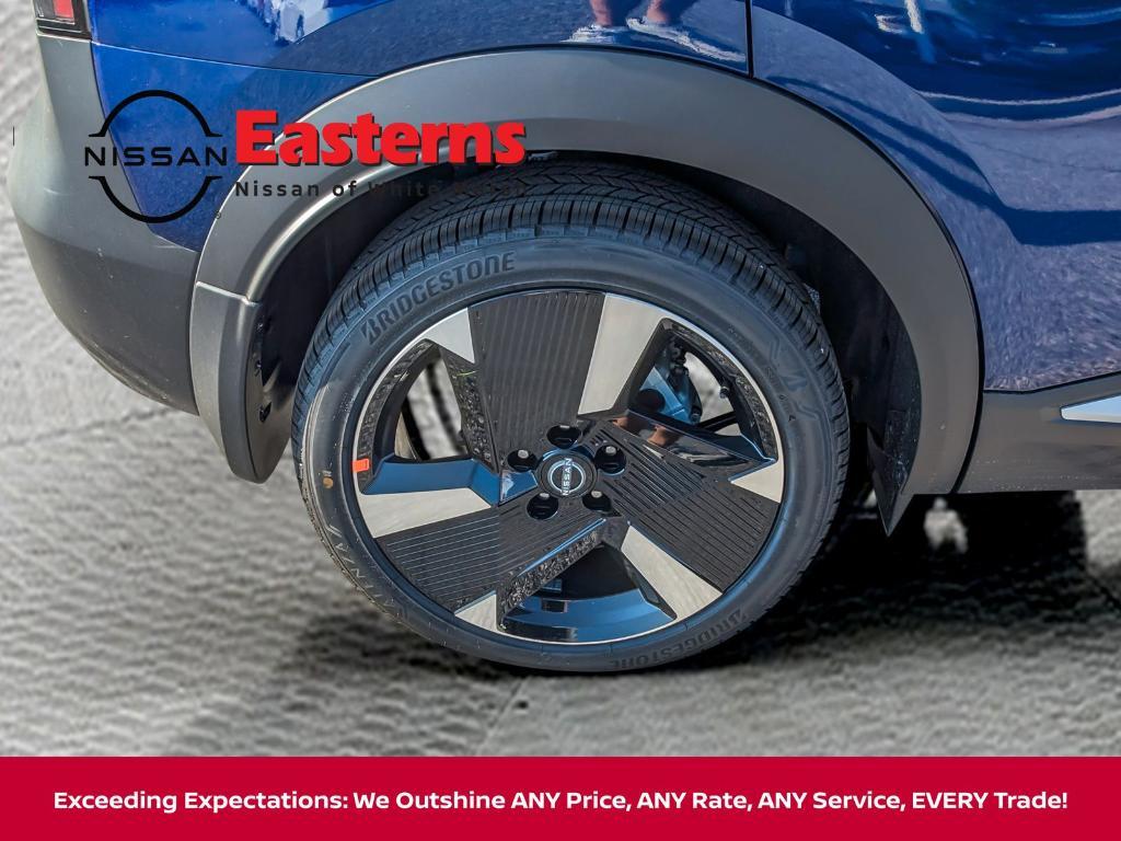 new 2025 Nissan Kicks car, priced at $27,728